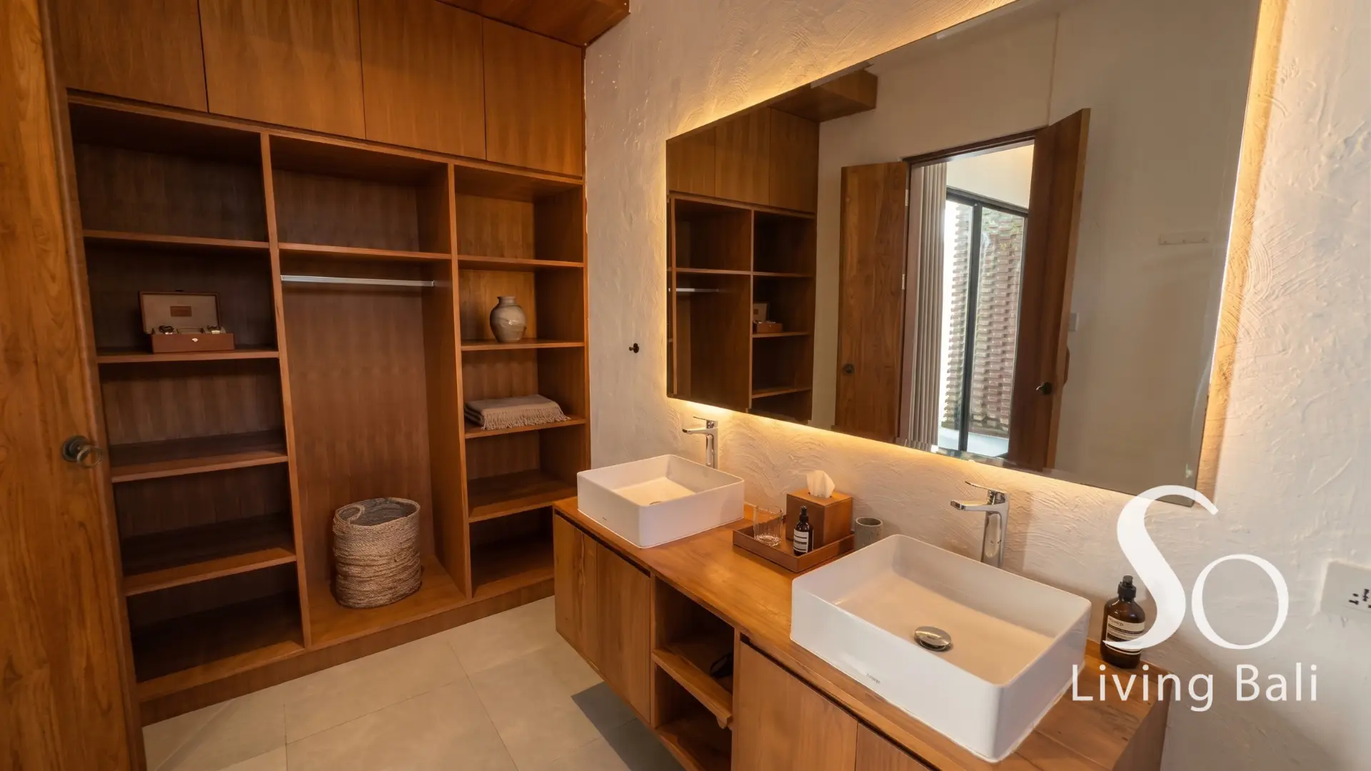 Property - AR133_ (17).png - 