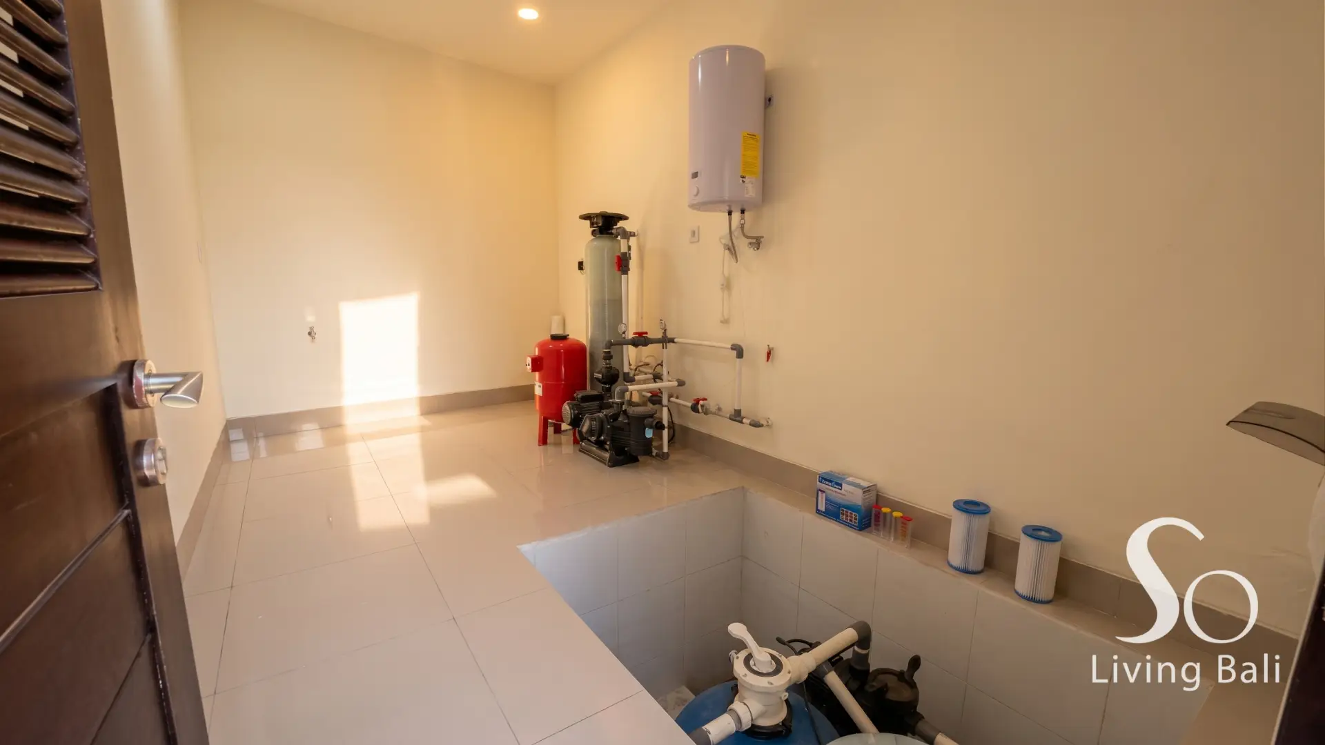 Property - AR155_ (12).png - 