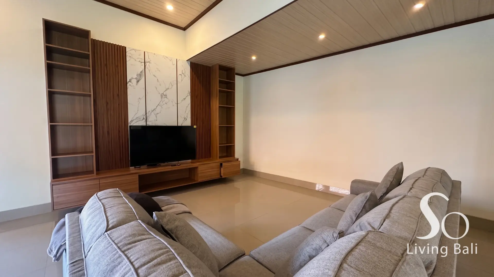 Property - AR155_ (3).png - 