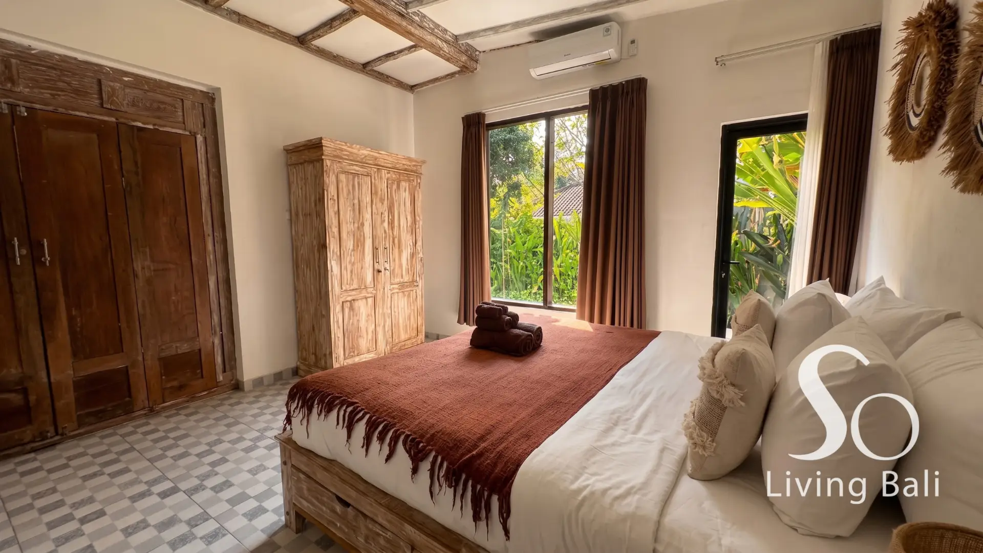 Property - AR160_ (2).png - 