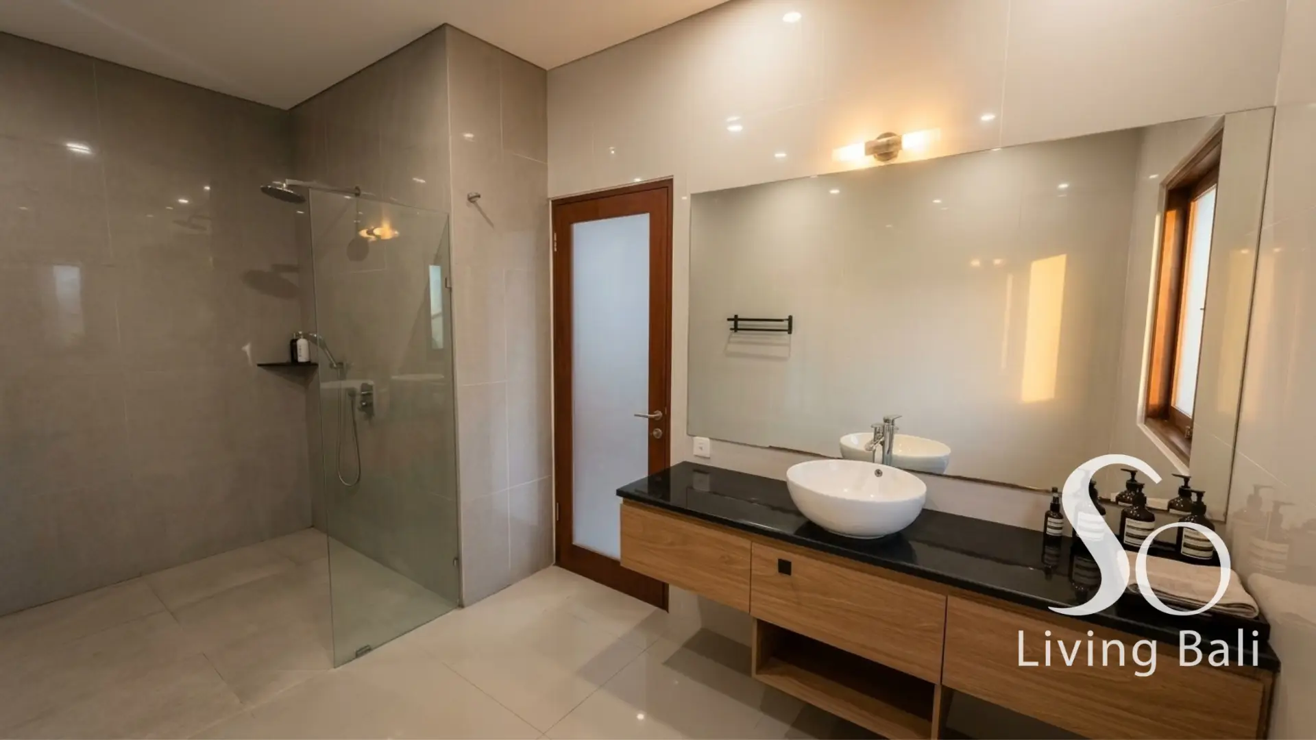 Property - AR162_ (4).png - 