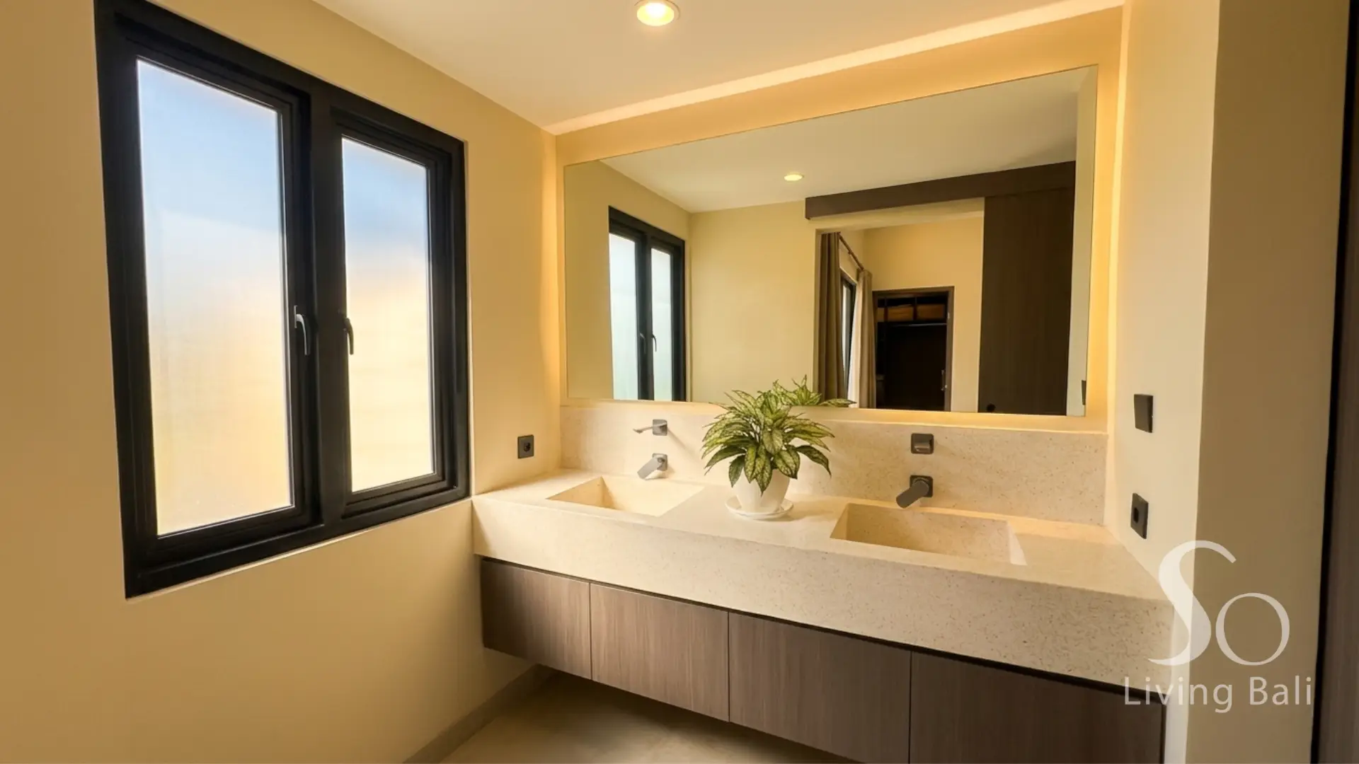 Property - IP156_ (8).png - 