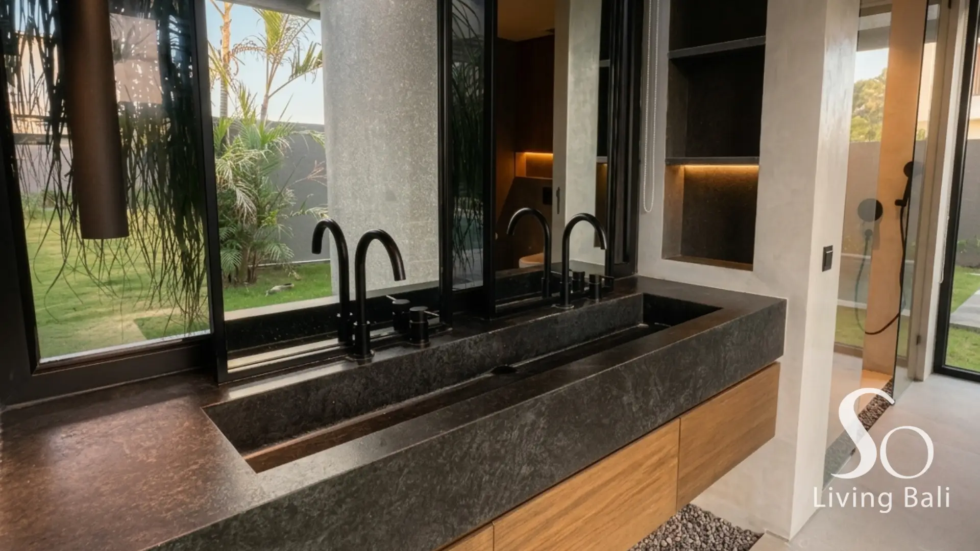 Property - IP176_ (64).png - 